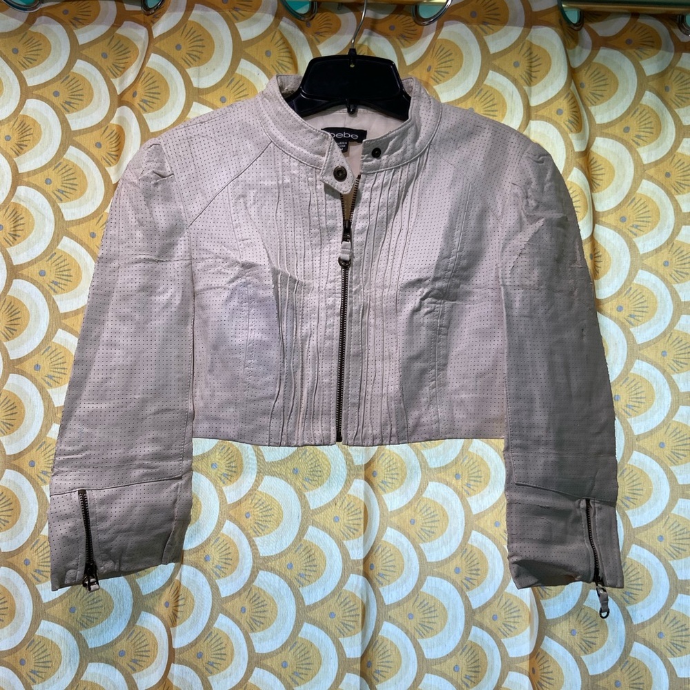 Bebe White Faux leather jacket cropped